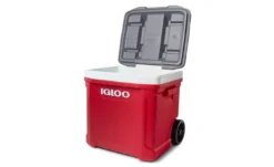 Koelbox Igloo Latitude 60 Roller Red 2021 -Bo-Camp Winkel 00034749 o1