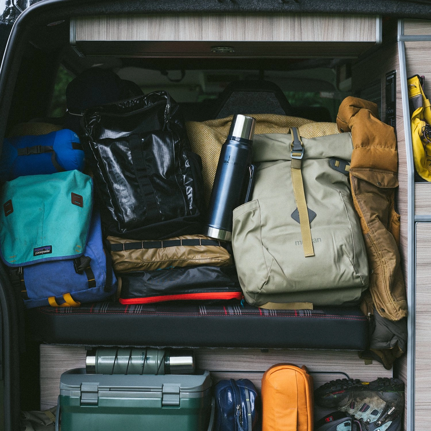 Thermosfles Stanley The Legendary Classic Bottle Nightfall 1,9L 4 Thermosfles Stanley The Legendary Classic Bottle Nightfall 1,9L - Image 4