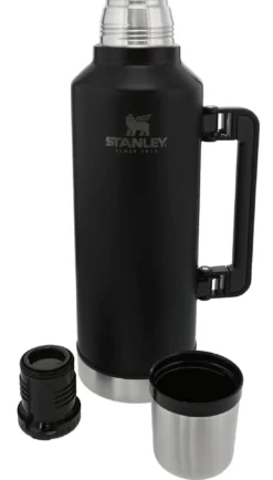Thermosfles Stanley The Legendary Classic Bottle Matte Black Pebble 2,3L -Bo-Camp Winkel 4 b2bwebpng classic legendary bottle 2 5qt matte black1800x1800df6156b2 b590 454f aedf 39cf454546ed1800x1800