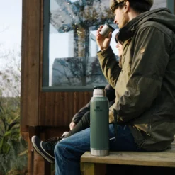 Thermosfles Stanley The Legendary Classic Bottle Nightfall 1,9L 11 Thermosfles Stanley The Legendary Classic Bottle Nightfall 1,9L -Bo-Camp Winkel 5 6939236365673 1 1