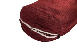 Slaapzak Grüezi Feater The Feet Heater Dark Red -Bo-Camp Winkel gruezi bag heizdecke feater the feet heater dark red 3048 detail04